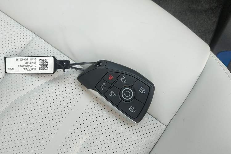 Used Buick GL8 New Energy 2024 Lu Zun Smart Edition 7-Seater Vehicle Key
