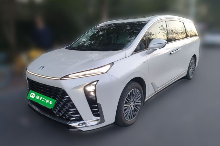 Buick GL8 New Energy 2024 Lu Zun Deluxe Edition 7-Seater