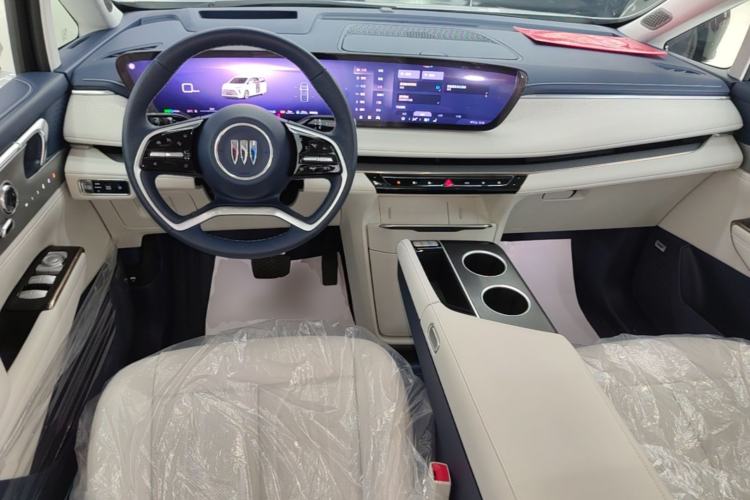 Used Buick GL8 New Energy 2024 Lu Zun Luxury Edition 6-Seater Center Console