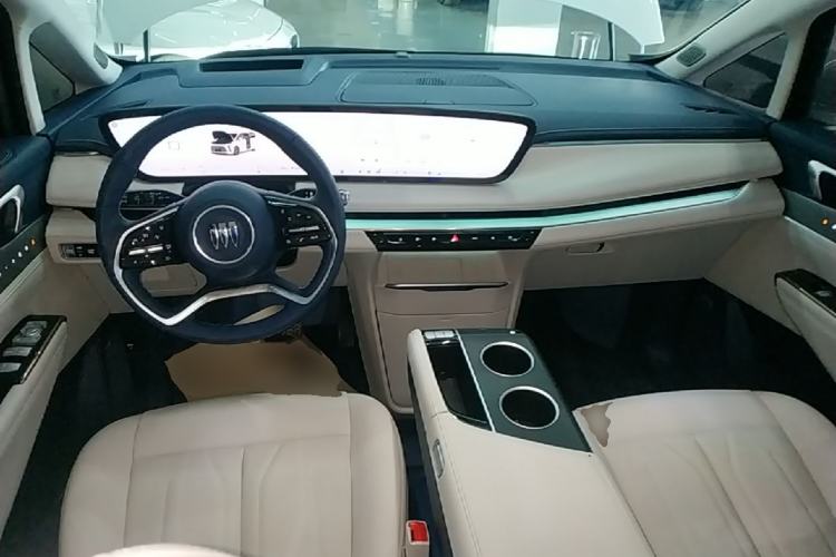 Used Buick GL8 New Energy 2024 Lu Zun Luxury Edition 6-Seater Center Console