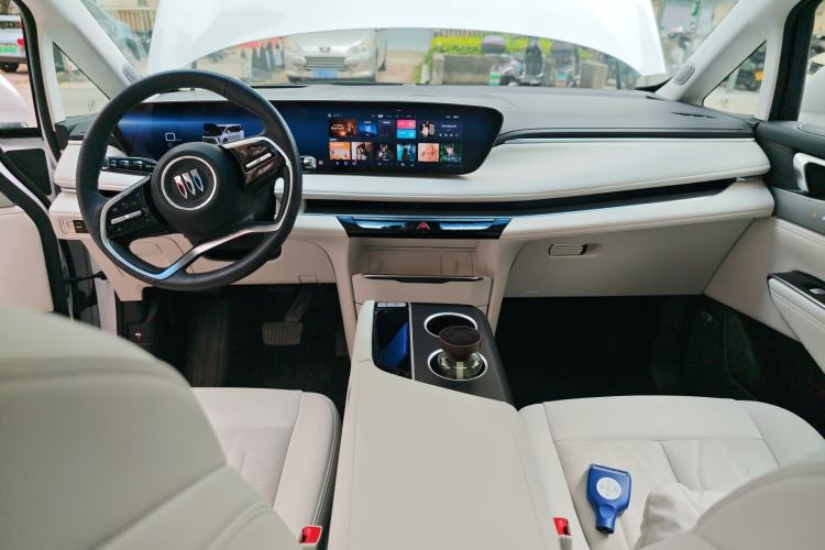 Used Buick GL8 New Energy 2024 Lu Zun Luxury Edition 7-Seater Center Console