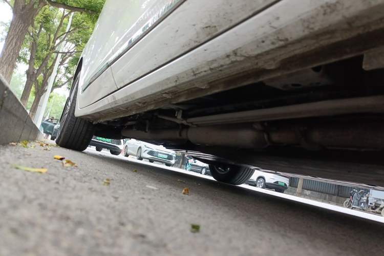 Used Buick GL8 New Energy 2024 Lu Zun Deluxe Edition 7-Seater Chassis Front Right