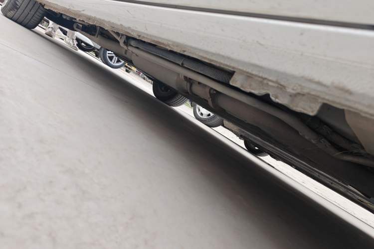Used Buick GL8 New Energy 2024 Lu Zun Deluxe Edition 7-Seater Chassis Front Right