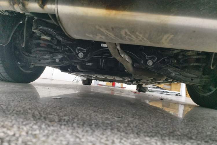 Used Buick GL8 New Energy 2024 Lu Zun Deluxe Edition 7-Seater Chassis Rear