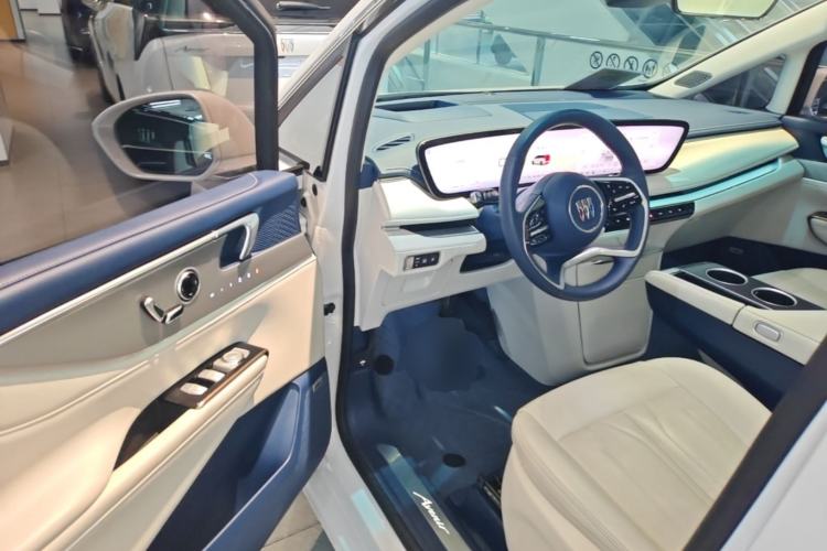 Used Buick GL8 New Energy 2024 Lu Zun Luxury Edition 6-Seater Driver Seat