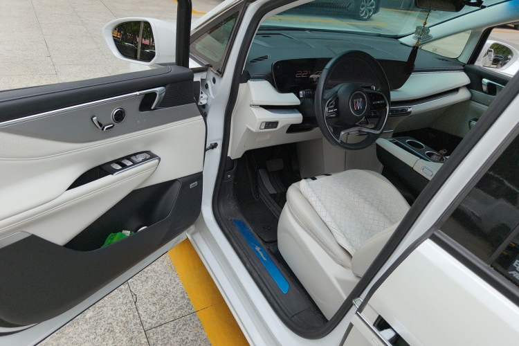 Used Buick GL8 New Energy 2024 Lu Zun Deluxe Edition 7-Seater Driver Seat