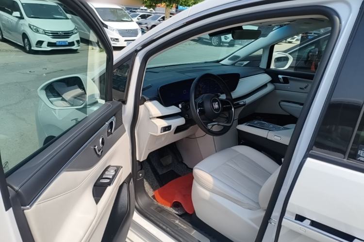 Used Buick GL8 New Energy 2024 Lu Zun Deluxe Edition 7-Seater Driver Seat