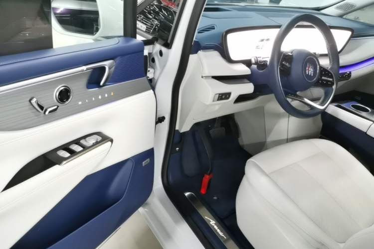 Used Buick GL8 New Energy 2024 Lu Zun Luxury Edition 7-Seater Driver Seat