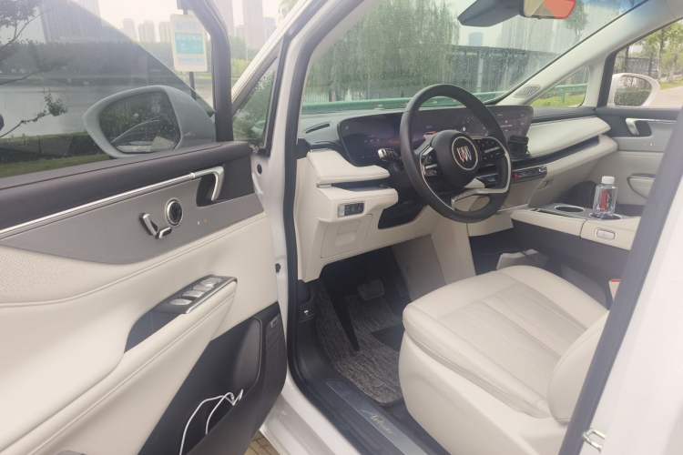 Used Buick GL8 New Energy 2024 Lu Zun Deluxe Edition 7-Seater Driver Seat