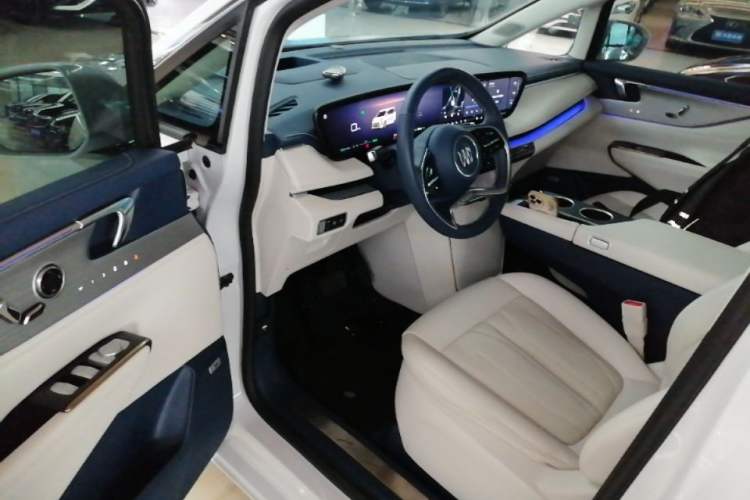 Used Buick GL8 New Energy 2024 Lu Zun Luxury Edition 7-Seater Driver Seat