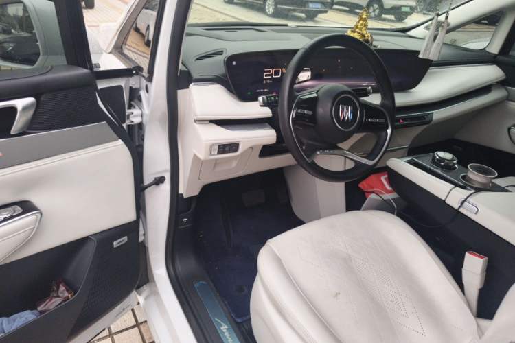 Used Buick GL8 New Energy 2024 Lu Zun Deluxe Edition 7-Seater Driver Seat