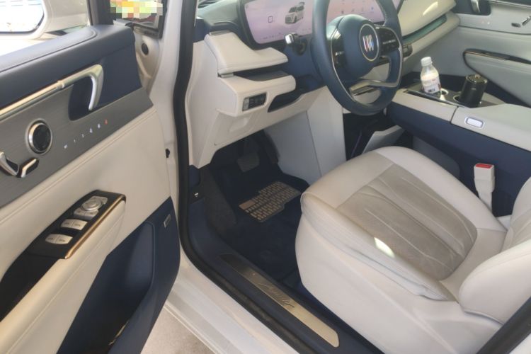 Used Buick GL8 New Energy 2024 Lu Zun Luxury Edition 7-Seater Driver Seat