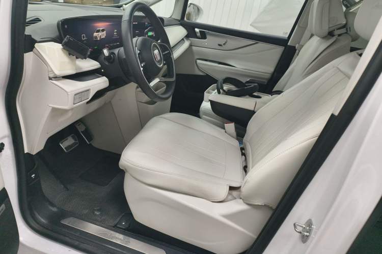 Used Buick GL8 New Energy 2024 Lu Zun Deluxe Edition 7-Seater Driver Seat