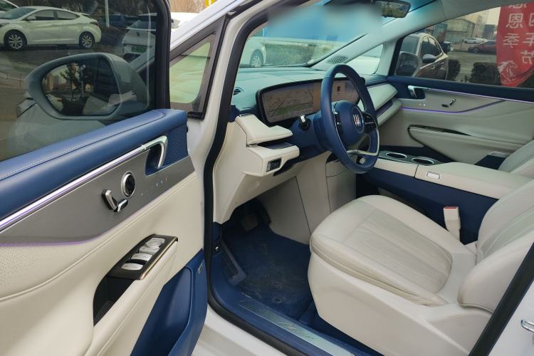 Used Buick GL8 New Energy 2024 Lu Zun Luxury Edition 7-Seater Driver Seat