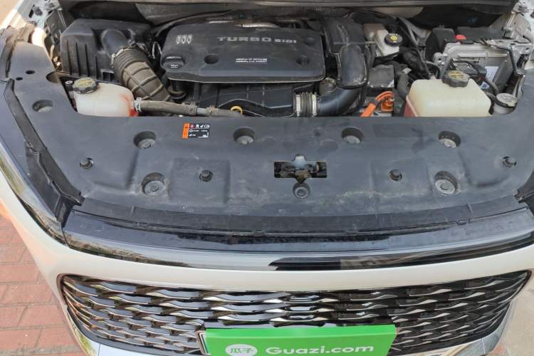 Used Buick GL8 New Energy 2024 Lu Zun Luxury Edition 7-Seater Engine Bay