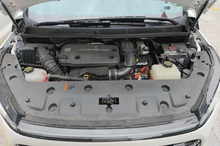 Used Buick GL8 New Energy 2024 Lu Zun Deluxe Edition 7-Seater Engine Bay