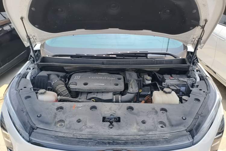 Used Buick GL8 New Energy 2024 Lu Zun Deluxe Edition 7-Seater Engine Bay
