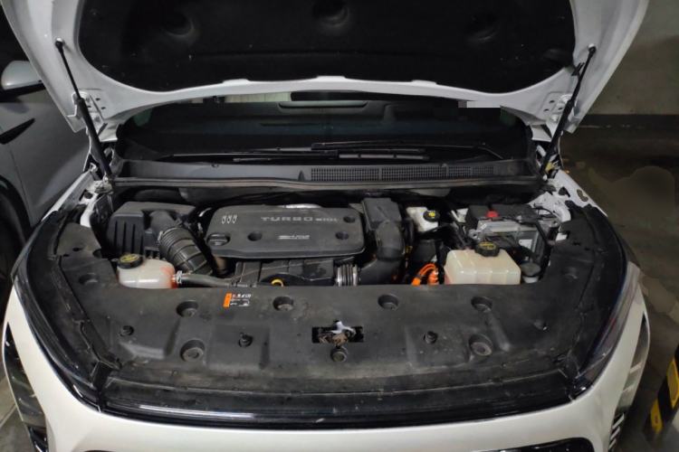 Used Buick GL8 New Energy 2024 Lu Zun Luxury Edition 6-Seater Engine Bay