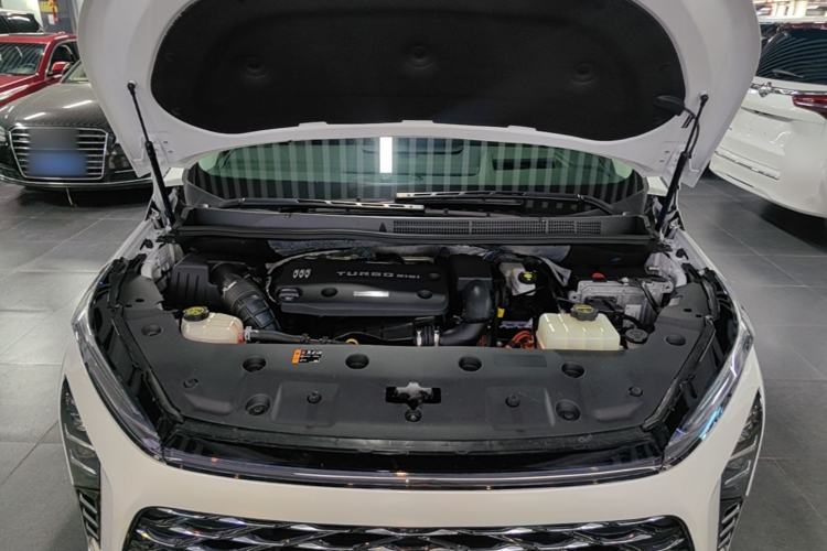 Used Buick GL8 New Energy 2024 Lu Zun Luxury Edition 7-Seater Engine Bay