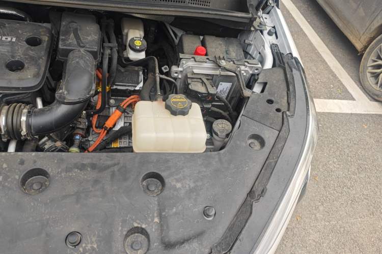 Used Buick GL8 New Energy 2024 Lu Zun Smart Edition 7-Seater Engine Bay Left