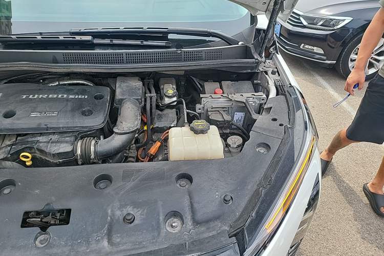 Used Buick GL8 New Energy 2024 Lu Zun Deluxe Edition 7-Seater Engine Bay Left
