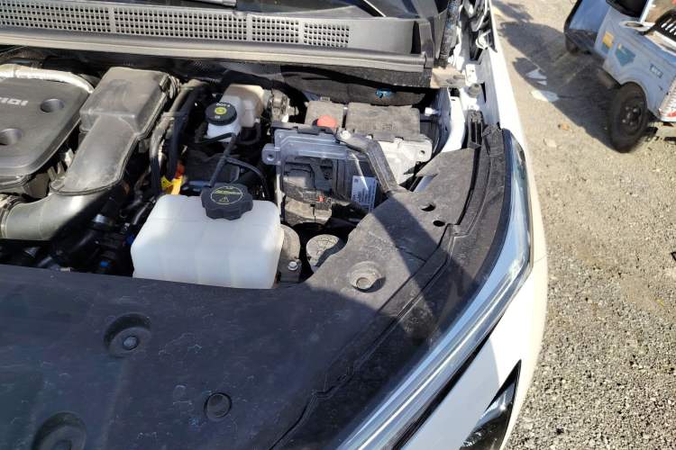 Used Buick GL8 New Energy 2024 Lu Zun Luxury Edition 7-Seater Engine Bay Left