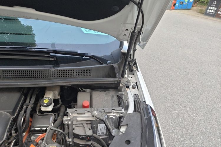 Used Buick GL8 New Energy 2024 Lu Zun Deluxe Edition 7-Seater Engine Bay Left