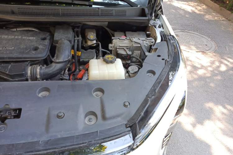 Used Buick GL8 New Energy 2024 Lu Zun Luxury Edition 7-Seater Engine Bay Left