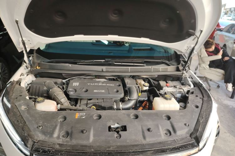 Used Buick GL8 New Energy 2024 Lu Zun Luxury Edition 7-Seater Engine Bay