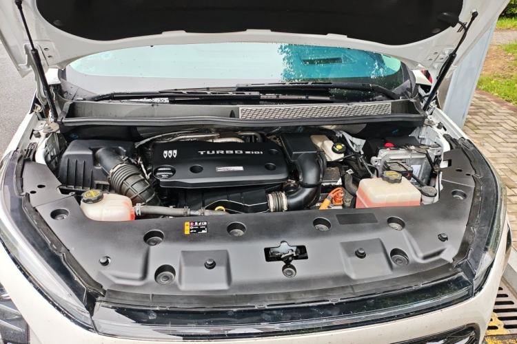 Used Buick GL8 New Energy 2024 Lu Zun Luxury Edition 7-Seater Engine Bay