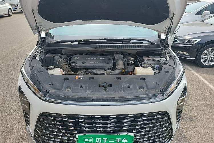 Used Buick GL8 New Energy 2024 Lu Zun Deluxe Edition 7-Seater Engine Bay