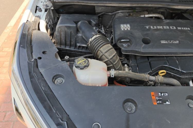 Used Buick GL8 New Energy 2024 Lu Zun Luxury Edition 7-Seater Engine Bay Right