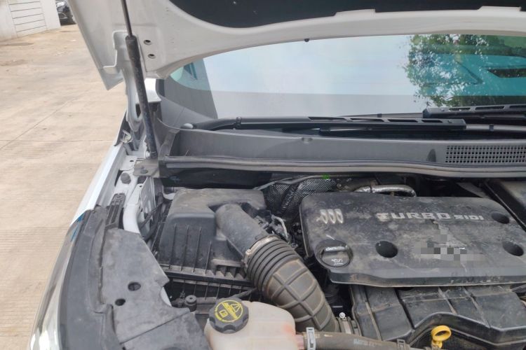 Used Buick GL8 New Energy 2024 Lu Zun Luxury Edition 7-Seater Engine Bay Right