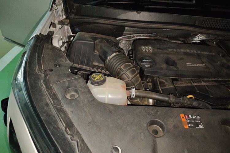 Used Buick GL8 New Energy 2024 Lu Zun Smart Edition 7-Seater Engine Bay Right