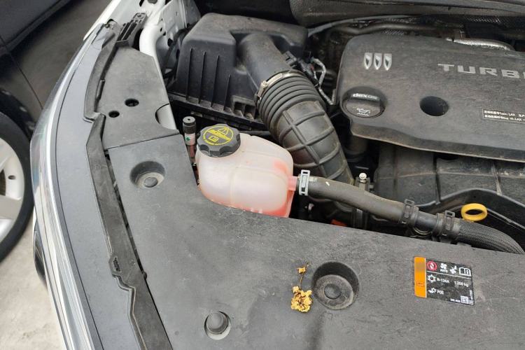 Used Buick GL8 New Energy 2024 Lu Zun Luxury Edition 7-Seater Engine Bay Right