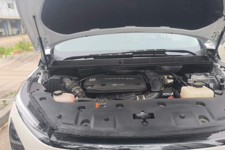 Used Buick GL8 New Energy 2024 Lu Zun Deluxe Edition 7-Seater Engine Bay Right