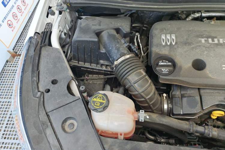 Used Buick GL8 New Energy 2024 Lu Zun Deluxe Edition 7-Seater Engine Bay Right