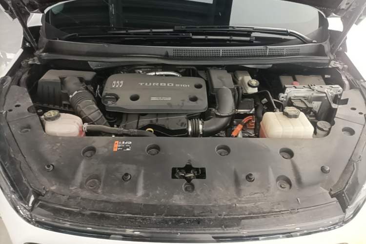 Used Buick GL8 New Energy 2024 Lu Zun Deluxe Edition 7-Seater Engine Bay
