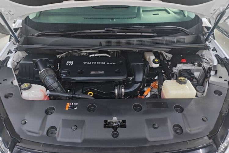 Used Buick GL8 New Energy 2024 Lu Zun Smart Edition 7-Seater Engine Bay