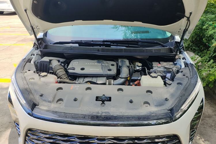 Used Buick GL8 New Energy 2024 Lu Zun Luxury Edition 7-Seater Engine Bay