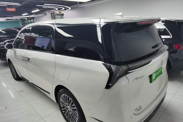 Used Buick GL8 New Energy 2024 Lu Zun Luxury Edition 7-Seater Exterior 2