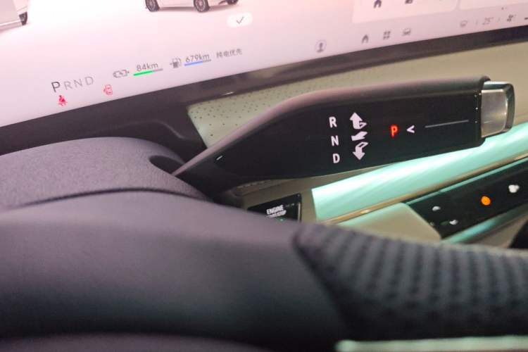 Used Buick GL8 New Energy 2024 Lu Zun Luxury Edition 7-Seater Gear Lever