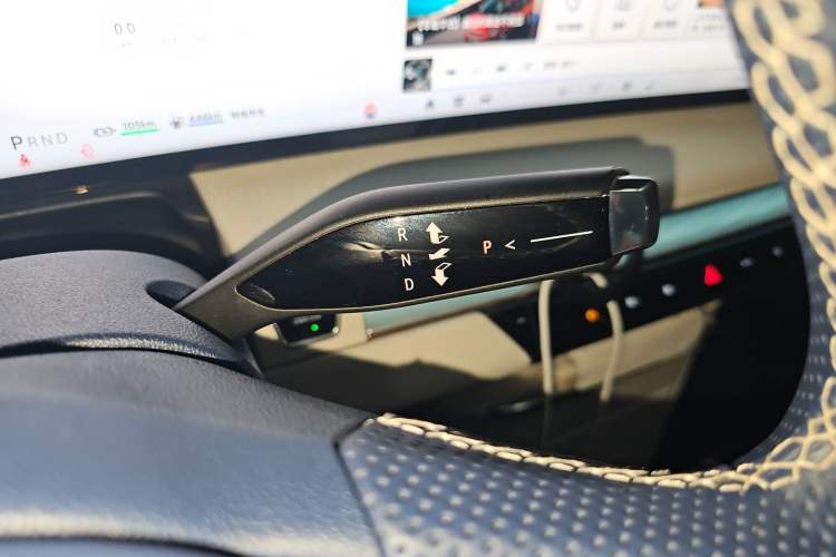 Used Buick GL8 New Energy 2024 Lu Zun Luxury Edition 6-Seater Gear Lever