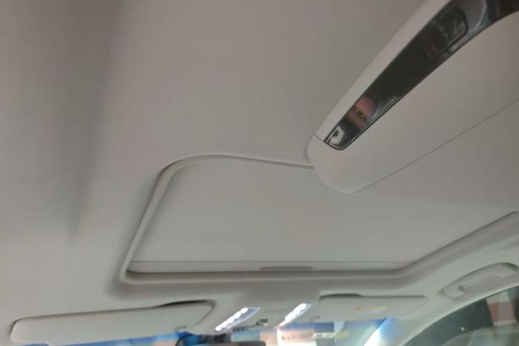Used Buick GL8 New Energy 2024 Lu Zun Deluxe Edition 7-Seater Headliner