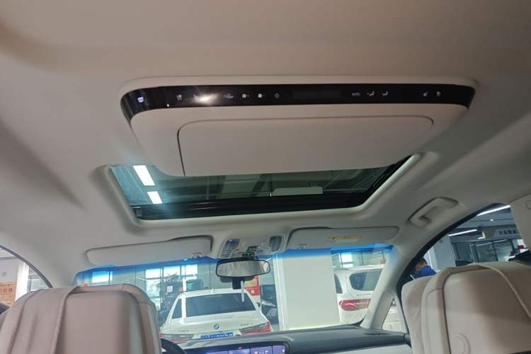Used Buick GL8 New Energy 2024 Lu Zun Smart Edition 7-Seater Headliner