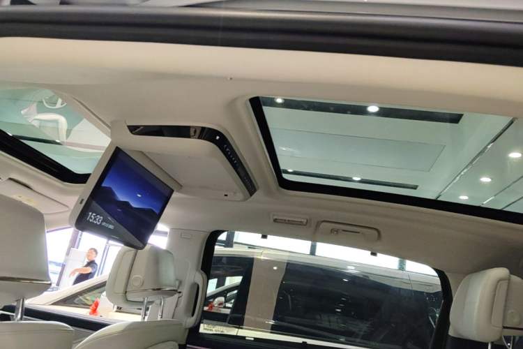 Used Buick GL8 New Energy 2024 Lu Zun Luxury Edition 6-Seater Headliner