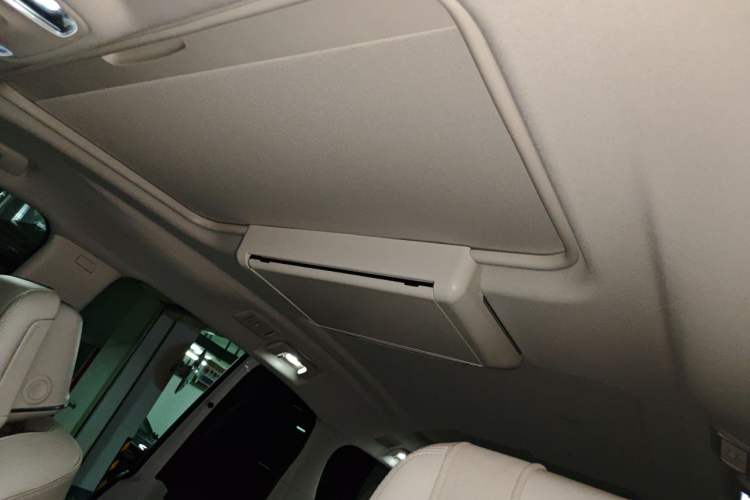 Used Buick GL8 New Energy 2024 Lu Zun Smart Edition 7-Seater Headliner