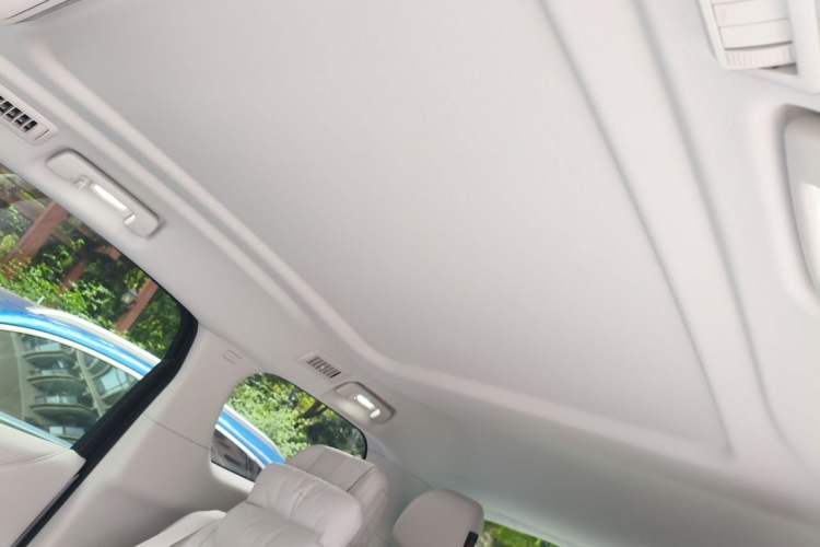 Used Buick GL8 New Energy 2024 Lu Zun Smart Edition 7-Seater Headliner