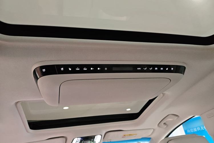 Used Buick GL8 New Energy 2024 Lu Zun Luxury Edition 7-Seater Headliner