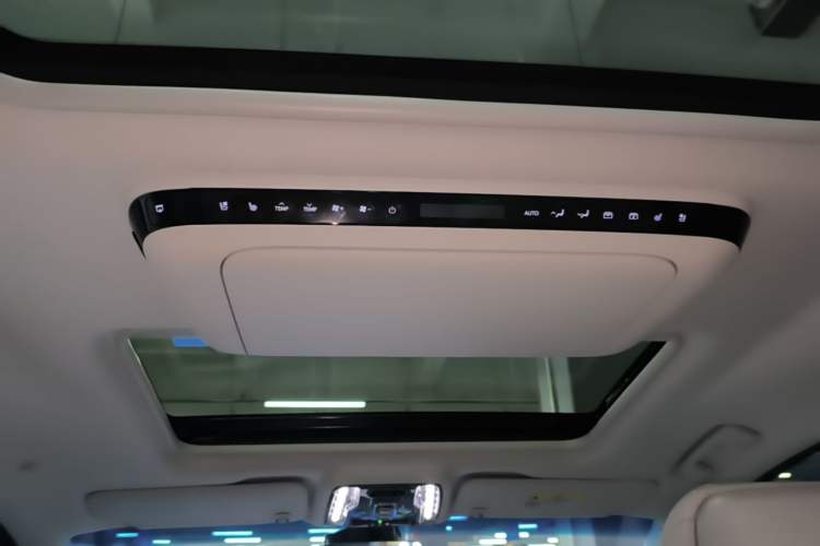 Used Buick GL8 New Energy 2024 Lu Zun Luxury Edition 7-Seater Headliner